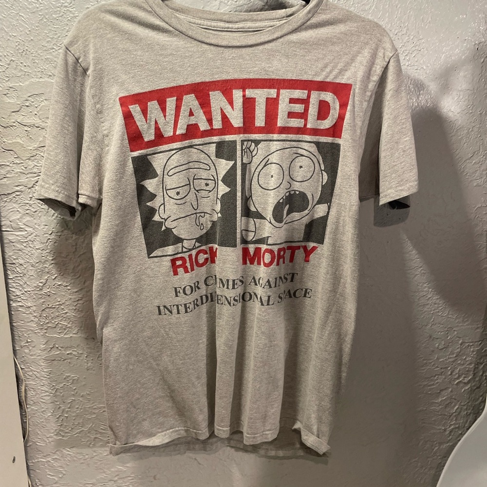 Ripple Junction 'WANTED' Graphic Tee - Light Gray with Red and Black Print